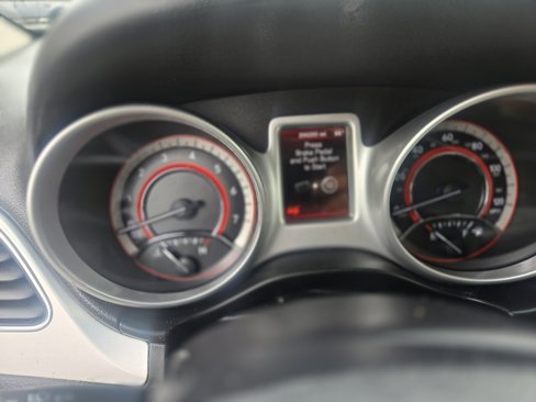 Used 2013 Dodge Journey SXT w/ Flexible Seating Group image 44