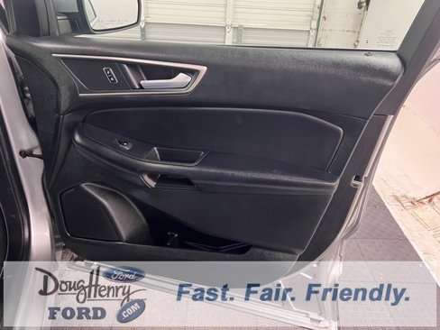 Used 2023 Ford Edge SEL image 38