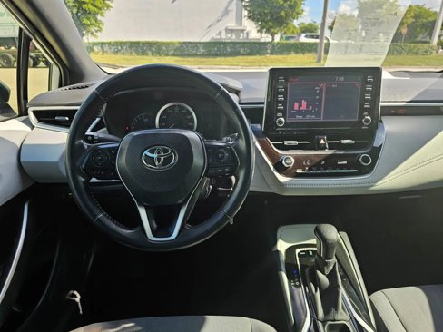 Used 2020 Toyota Corolla SE image 10