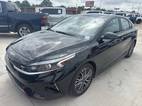 Used 2023 Kia Forte GT-Line w/ GT-Line Premium Package image 2