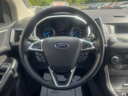 Used 2017 Ford Edge SEL image 20