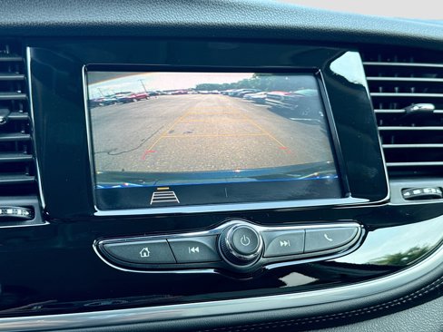 Certified 2022 Buick Encore Preferred w/ Safety Package image 13