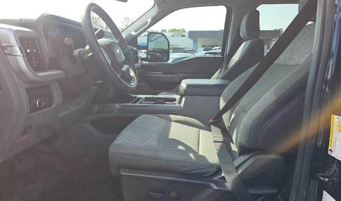 Used 2023 Ford F250 XLT w/ XLT Premium Package image 15
