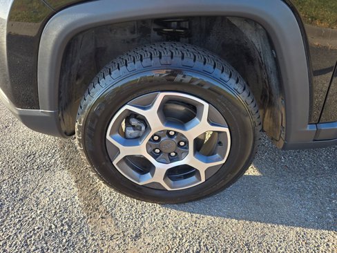 Used 2022 Jeep Compass Trailhawk image 30