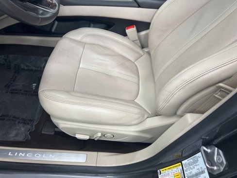 Used 2019 Lincoln MKZ Reserve image 13