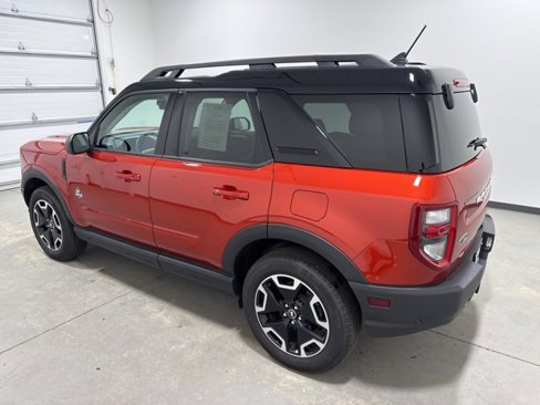 Used 2024 Ford Bronco Sport Outer Banks image 6