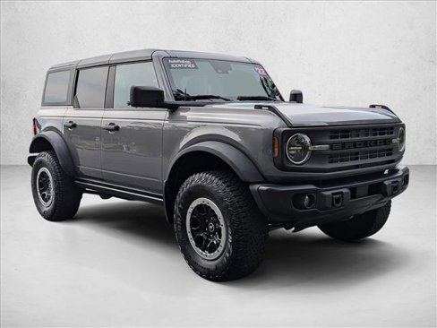 Used 2022 Ford Bronco Black Diamond w/ Sasquatch Package image 3