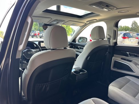 Used 2020 Kia Telluride EX w/ EX Premium Package image 11