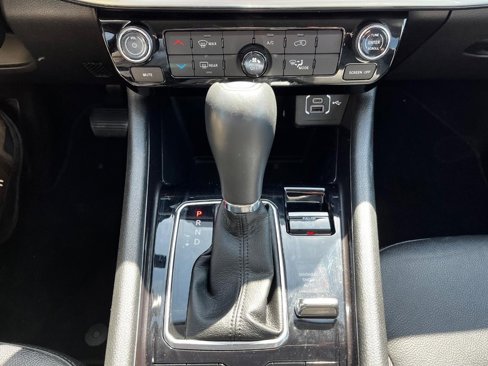 Used 2022 Jeep Compass Latitude image 19