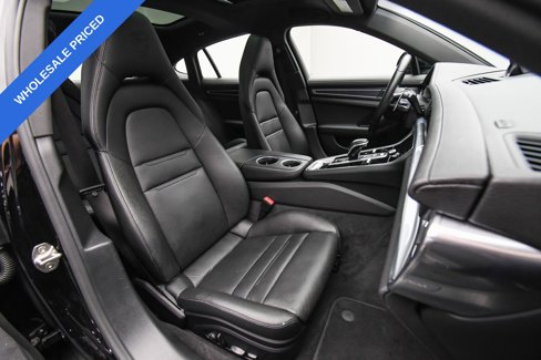 Used 2022 Porsche Panamera 4 Platinum Edition image 17