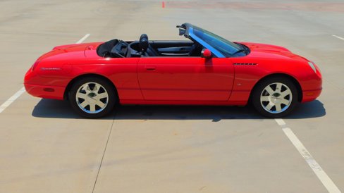 Used 2003 Ford Thunderbird image 12