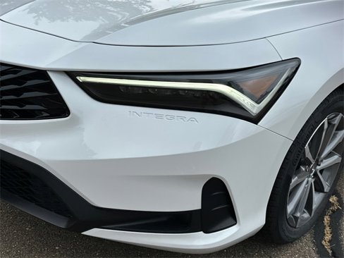 New 2025 Acura Integra image 7