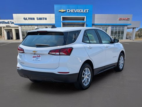 Certified 2024 Chevrolet Equinox LS w/ Driver Confidence II Package image 8