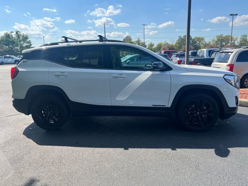 Used 2021 GMC Terrain SLT w/ Infotainment Package II image 6