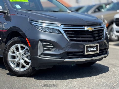 Used 2023 Chevrolet Equinox LT image 3