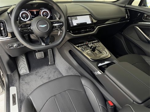 New 2025 Aston Martin DBX 707 image 3