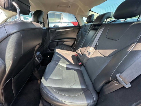 Used 2015 Ford Fusion Titanium image 20