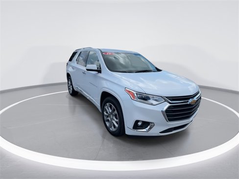 Used 2018 Chevrolet Traverse Premier w/ Driver Confidence II Package image 11