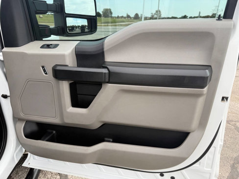 Used 2019 Ford F250 XL w/ Power Equipment Group image 28
