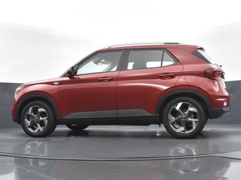 Certified 2022 Hyundai Venue SEL w/ Cargo Package image 26