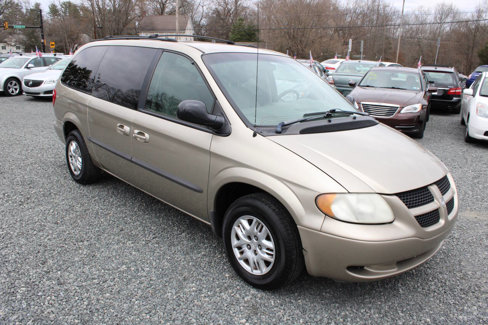 Used 2002 Dodge Grand Caravan Sport image 4