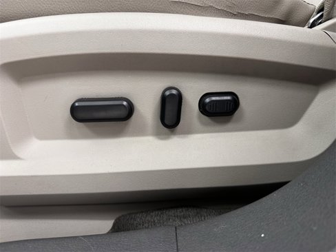 Used 2013 Ford Edge SEL image 18