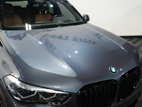 Used 2022 BMW X5 xDrive40i w/ M Sport Package image 12
