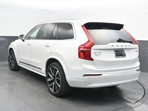 Certified 2024 Volvo XC90 B6 Plus image 5