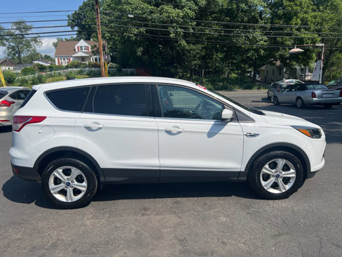Used 2014 Ford Escape SE image 4