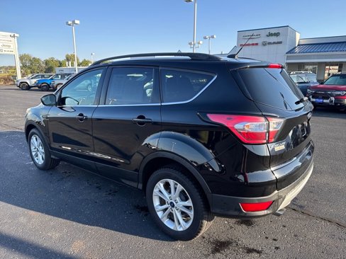 Used 2018 Ford Escape SE image 3