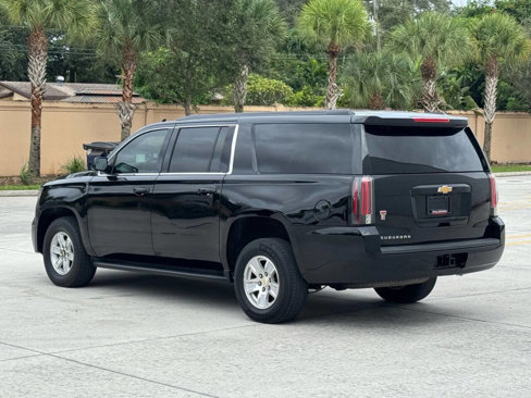 Used 2015 Chevrolet Suburban LT image 7