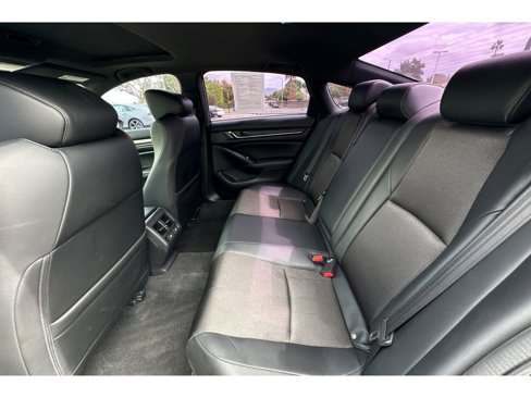 Used 2022 Honda Accord Sport image 9