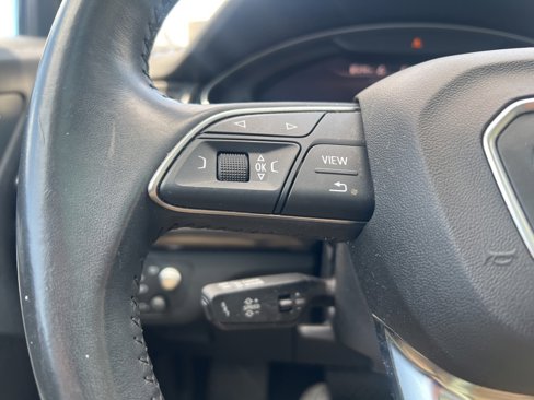 Used 2018 Audi Q5 Prestige w/ Prestige Package image 18