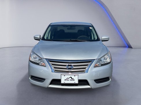 Used 2013 Nissan Sentra SV image 9