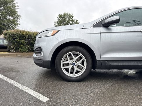 Used 2021 Ford Edge SEL image 9