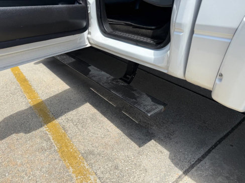 Used 2011 Ford F150 Lariat Limited image 12