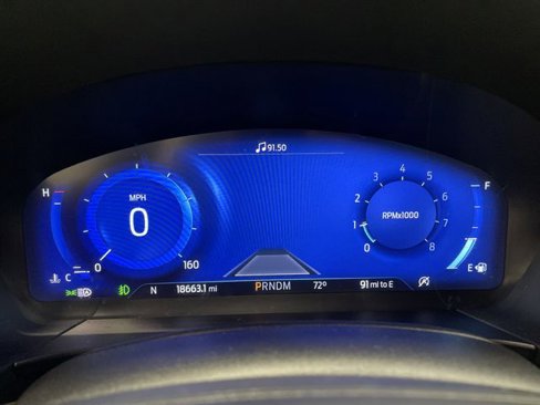 Used 2020 Ford Escape Titanium image 18