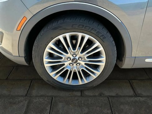 Used 2017 Lincoln MKX Reserve w/ Lincoln MKX Climate Package image 23