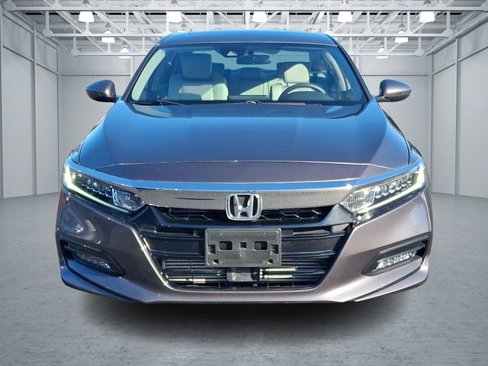 Used 2018 Honda Accord EX image 2