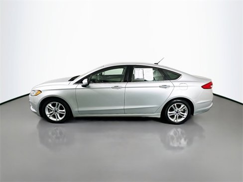 Used 2018 Ford Fusion S image 4