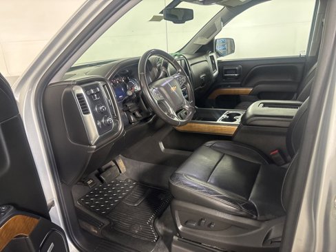 Used 2018 Chevrolet Silverado 1500 LTZ w/ Sport Package image 10