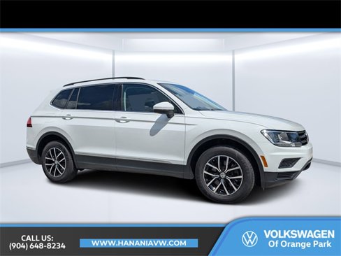 Certified 2021 Volkswagen Tiguan SE w/ Panoramic Sunroof Package image 1