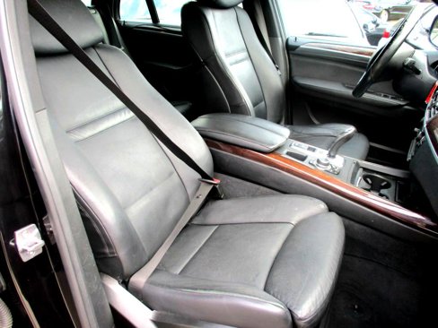 Used 2011 BMW X5 xDrive50i image 14