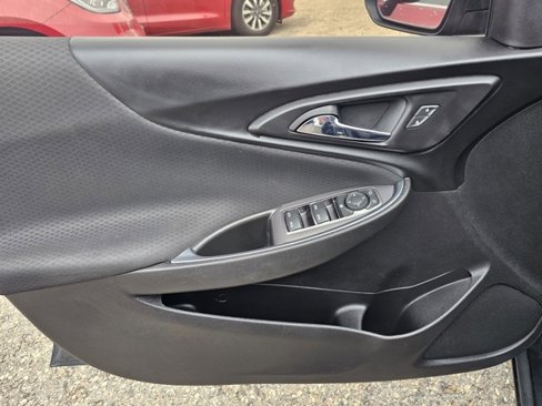 Used 2018 Chevrolet Malibu LT image 20