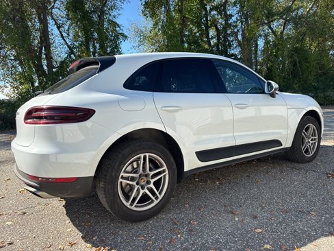 Used 2018 Porsche Macan image 3