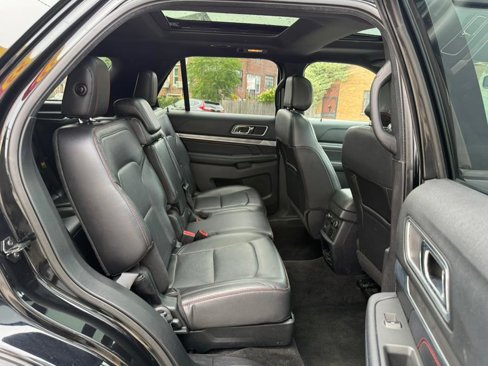 Used 2017 Ford Explorer Sport w/ Equipment Group 401A image 10