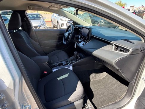 Used 2022 Toyota Corolla LE image 10