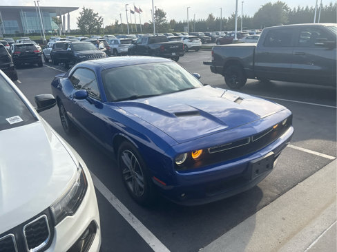 Used 2019 Dodge Challenger SXT w/ Plus Package image 3