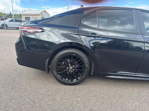 Used 2022 Toyota Camry SE image 28
