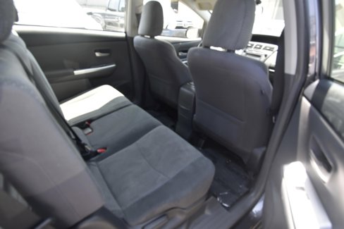 Used 2014 Toyota Prius V Three image 9